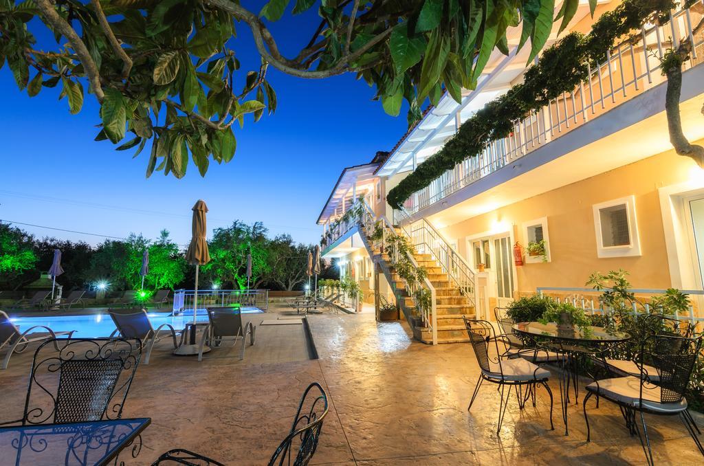 Artemis Apartments Kypseli Ngoại thất bức ảnh